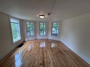 88 Upper Cherry St #1, Hardwick, VT 05843