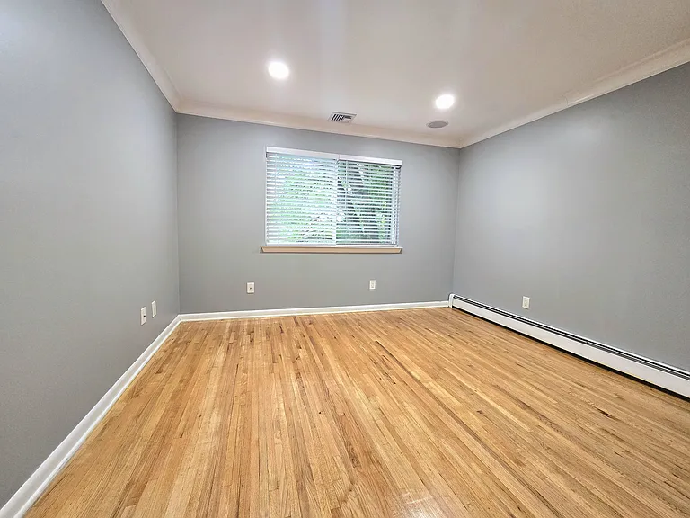 174 Palisade Ave #109 — Photo 15