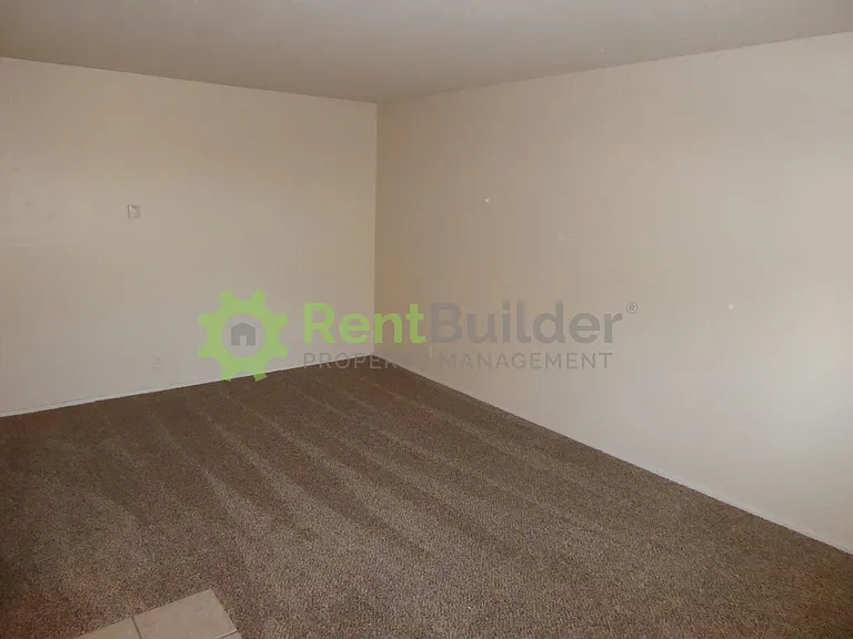 205 Vassar Dr SE — Photo 22