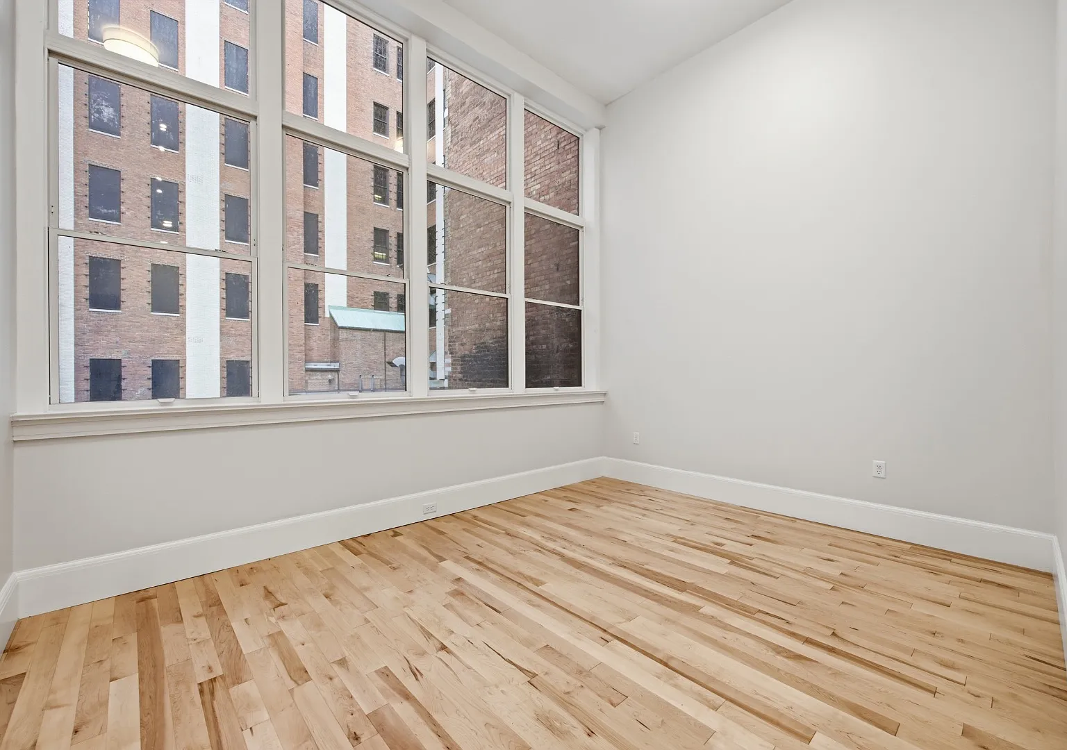 130 Pearl St - 103 — Photo 3