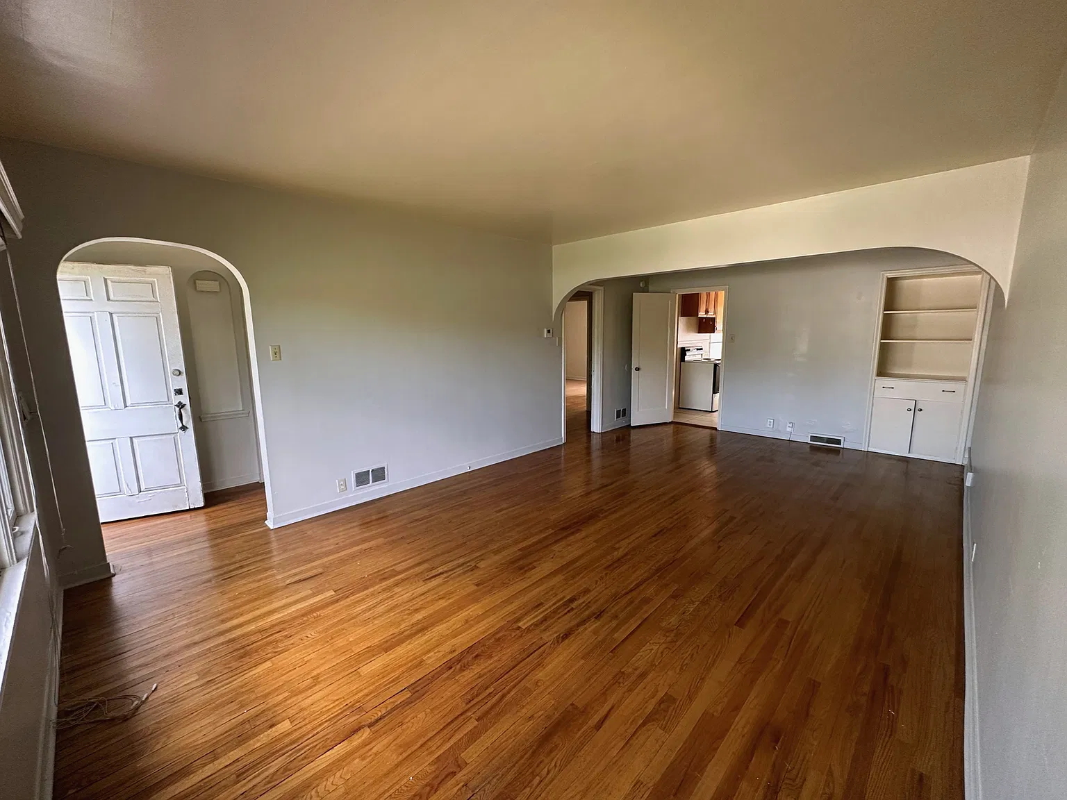 Three-Bedroom Duplex Near the University of Utah! — Photo 2