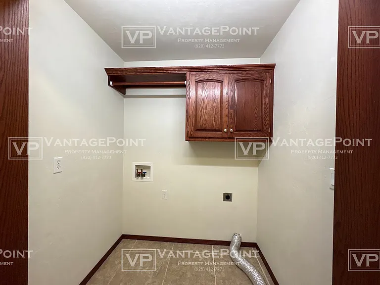 1775 Burgoyne Ct — Photo 25
