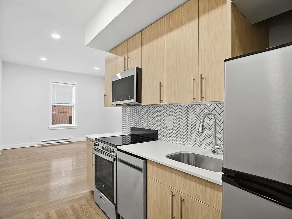 499 Beacon St