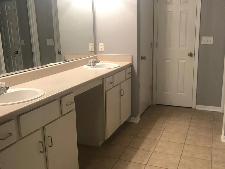 2010 E Palm Ave #14306 — Photo 21