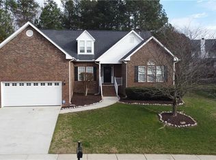 4728 Waterford Cove Dr, Raleigh, NC 27616