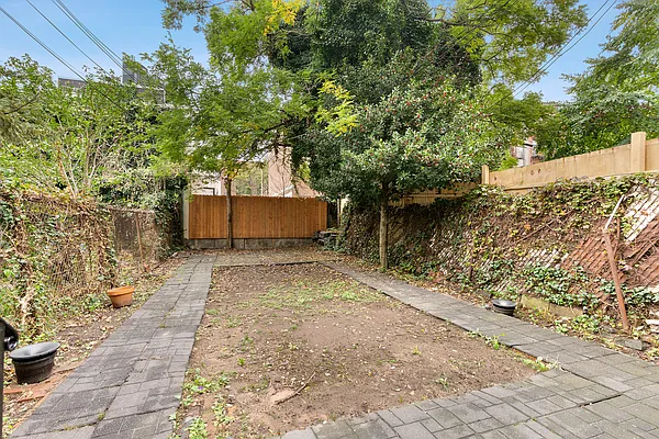 Rented by Corcoran | media 6