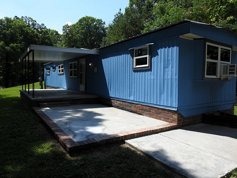 1238 Double South Rd — Photo 3