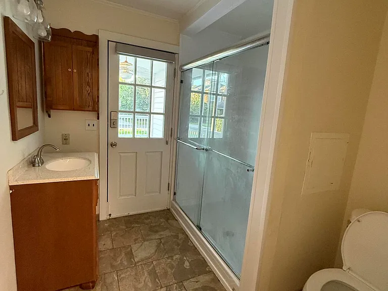 1096 E Coast Dr — Photo 10