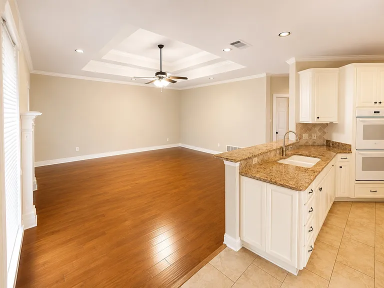 6005 Wallace Meadows Ct — Photo 6