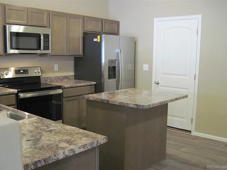 7724 Sand Lake Hts — Photo 15