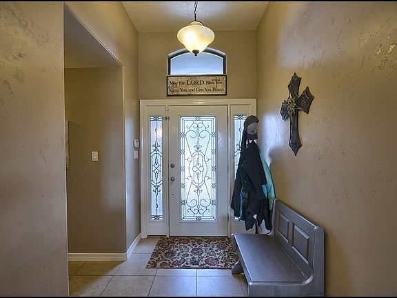 5th image of 7432 Brays Landing Dr