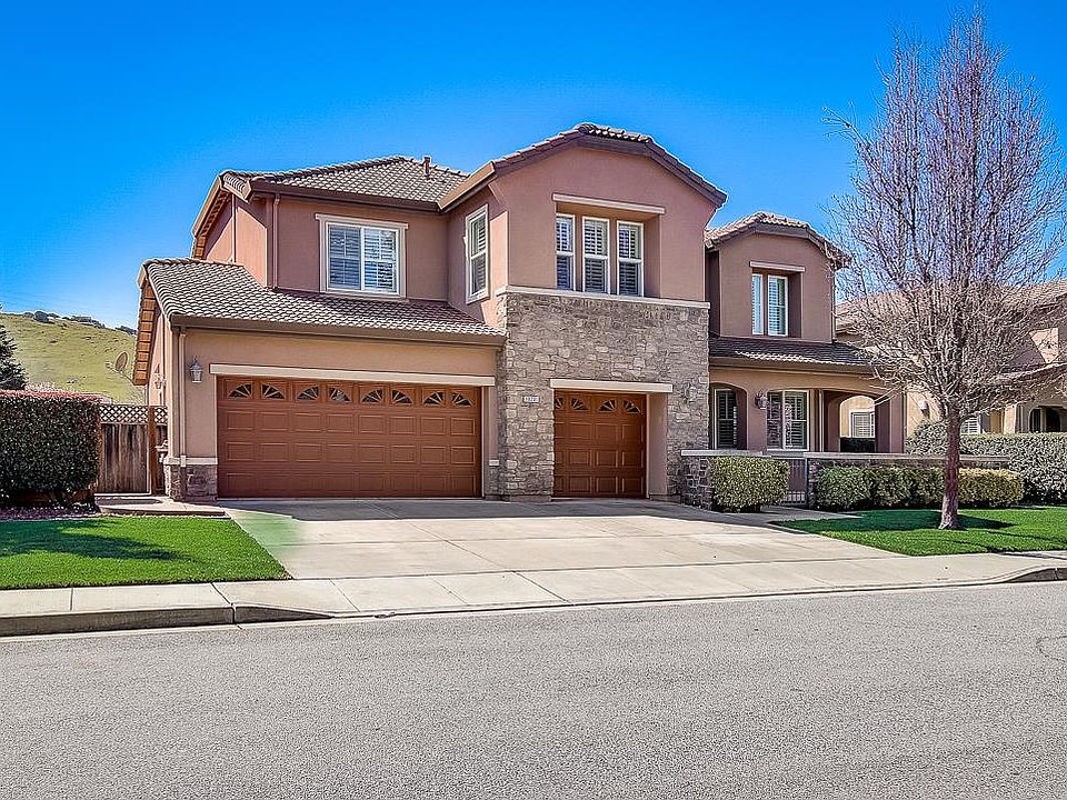 1st image of 19231 Saffron Dr