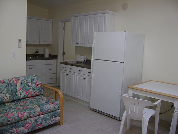 5th image of 1209 William St APT 4