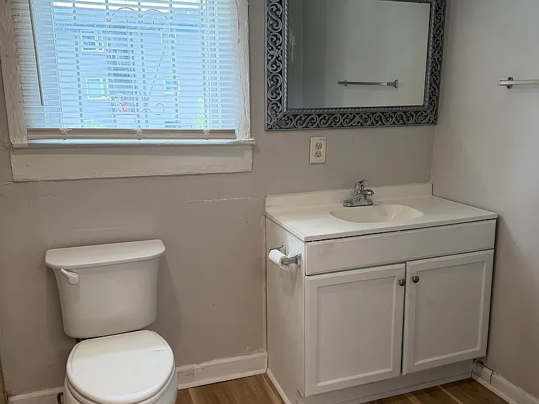 835 North Ave NW — Photo 10