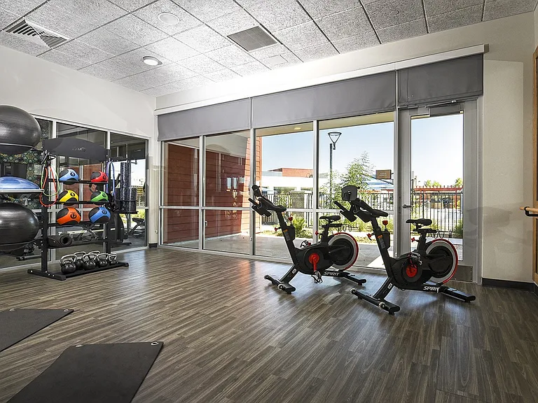 Aviara Flats — Photo 17
