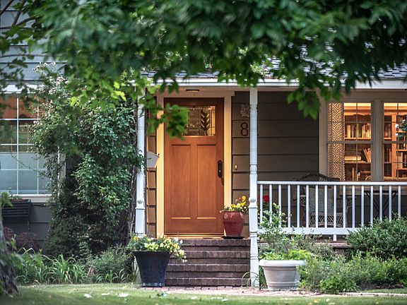 3rd image of 82 Thomas St