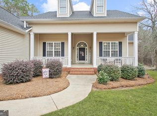 238 Clinton Crossing Dr, Gray, GA 31032