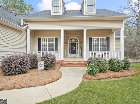 238 Clinton Crossing Dr, Gray, GA 31032