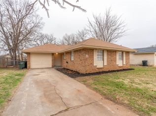 3932 Hartline Dr, Del City, OK 73115