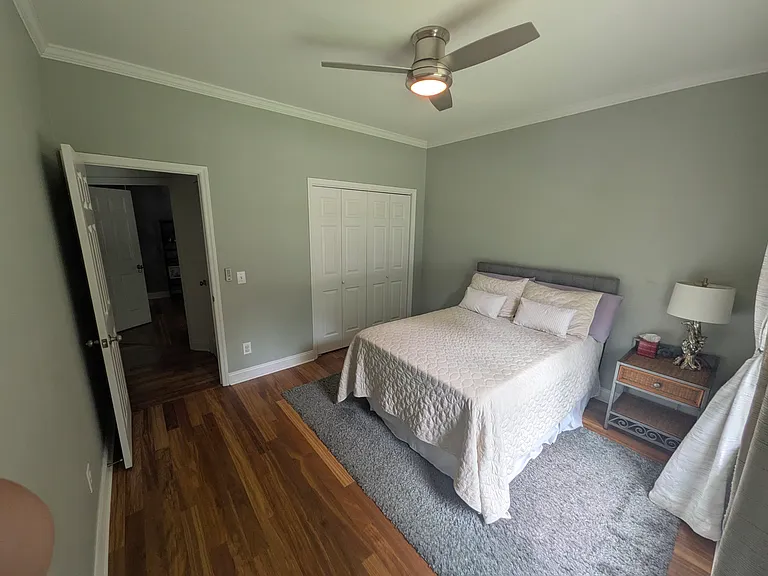 Guest Bedroom 1
Bright and comfortable guest bedroom with excellent natural light, a dedicated closet and plenty of space for a bedroom, guest room or personal retreat.