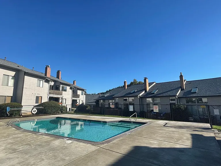 12128 SE 104th Ct — Photo 31