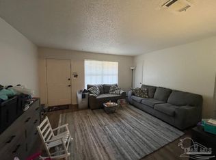 4965 Yacht Harbour Dr #B, Pensacola, FL 32514
