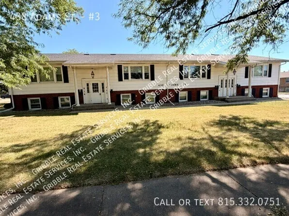 438 Adams St #3, Rockton, IL 61072