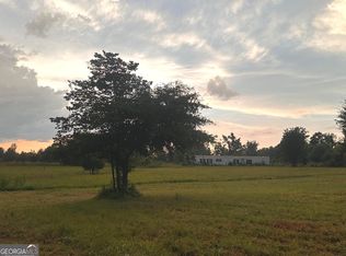 747 Sam Swindle Rd, Hull, GA 30646