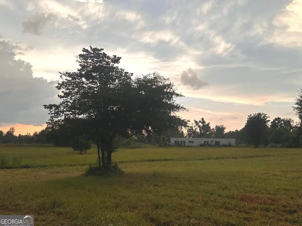 747 Sam Swindle Rd, Hull, GA 30646