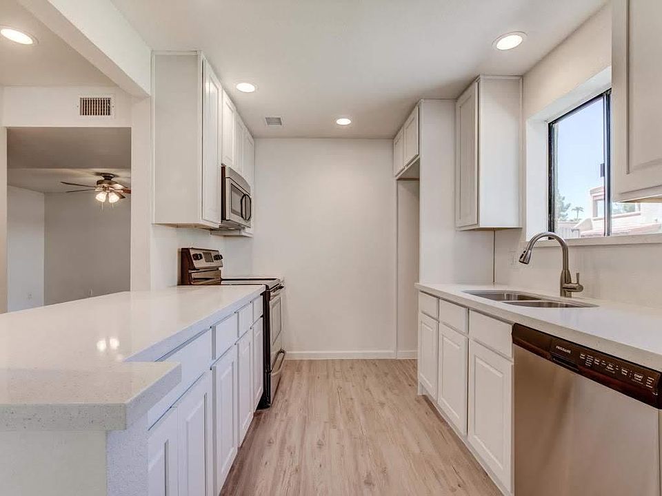 1st image of 850 S River Dr Unit 1012