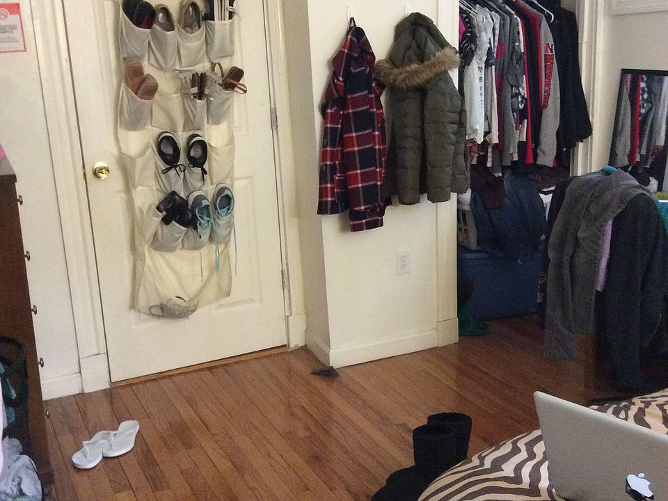 another pic of the room