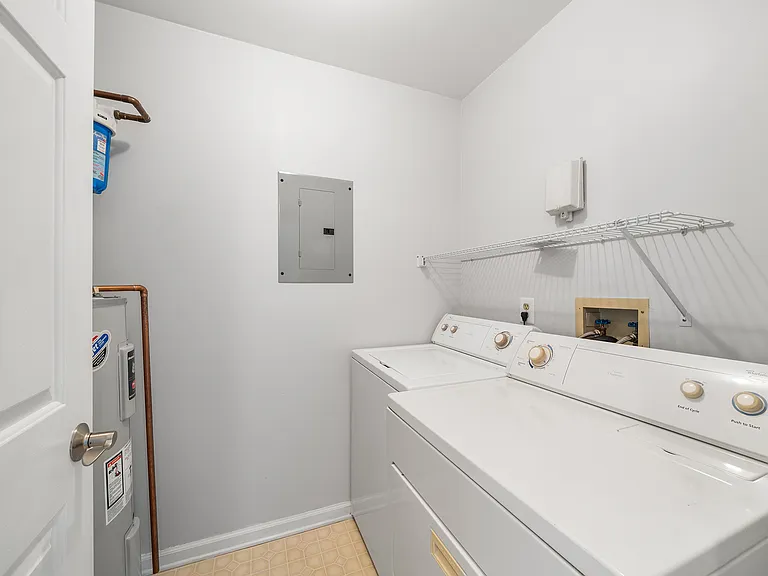 1804 Foxmeadow Cir — Photo 19