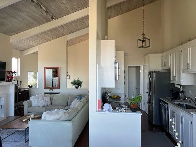 Cazneau Ave, Sausalito — Photo 4