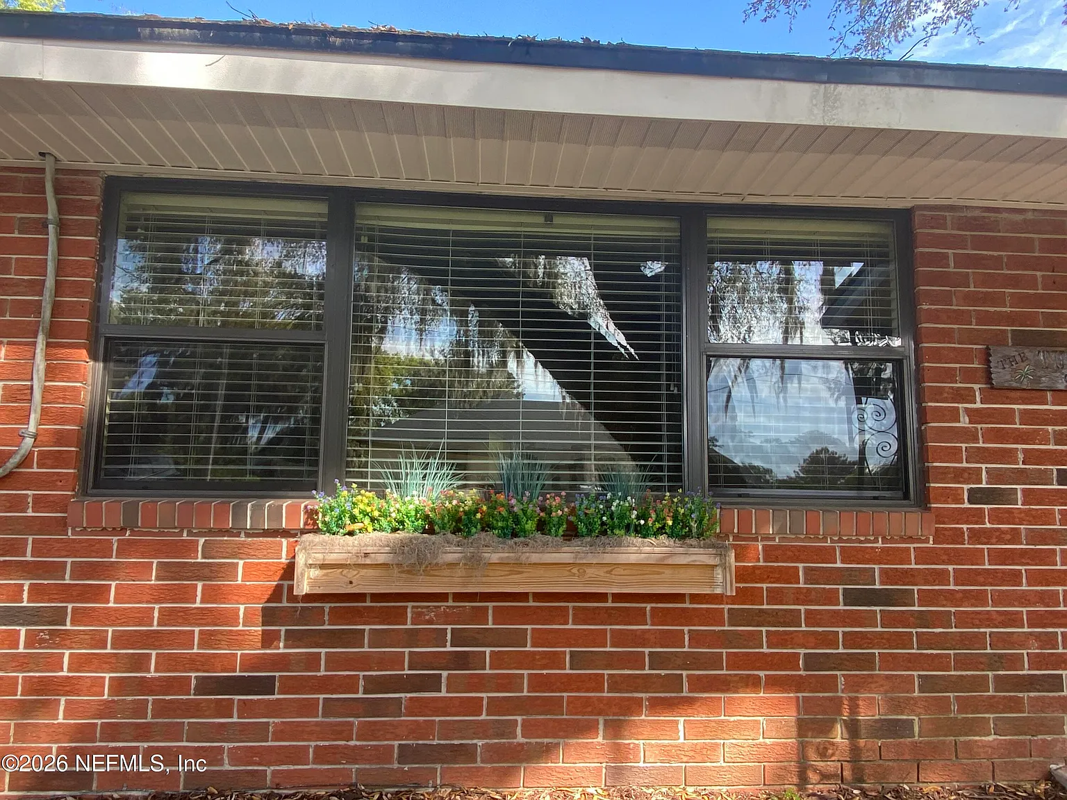 2 bed, 1.0 bath, 1120 sqft, $1,825 — Photo 3