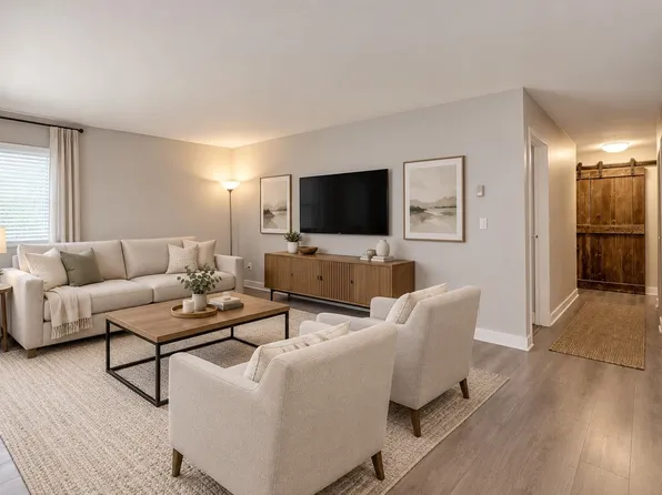 1544 Fir St #207, White Rock, BC V4B 4B7