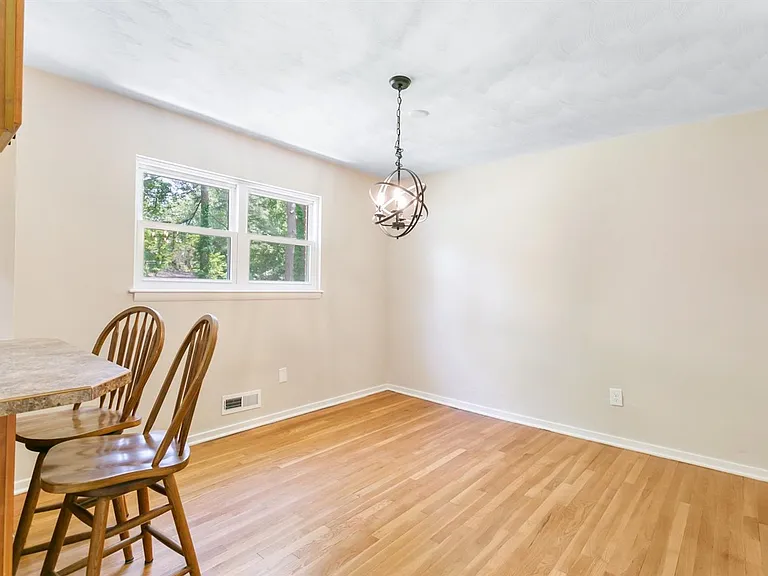208 Longhill Rd — Photo 10