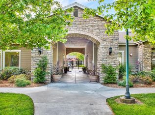 806 Vineyard Creek Dr, Santa Rosa, CA 95403