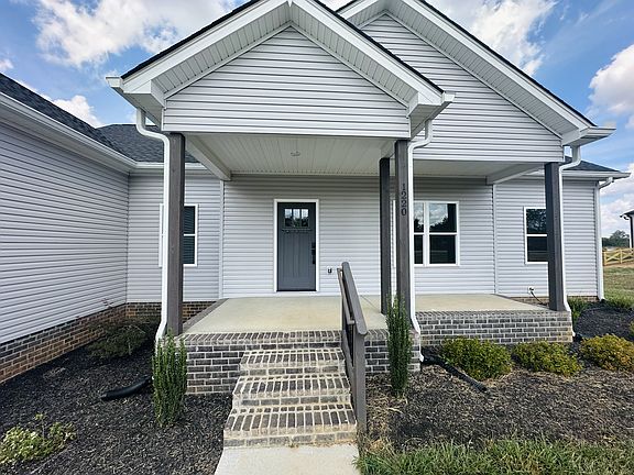 3rd image of 1220 Vickie Ln