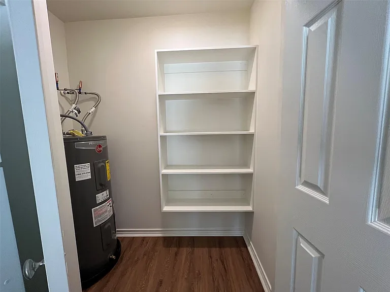 1231 Sycamore Ave #D — Photo 16