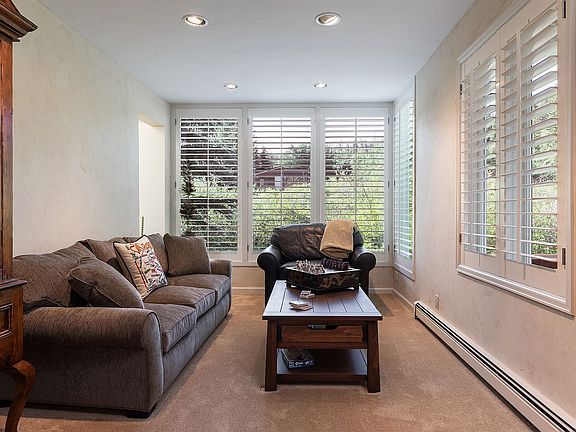 4th image of 5035 Main Gore Dr S Unit 1