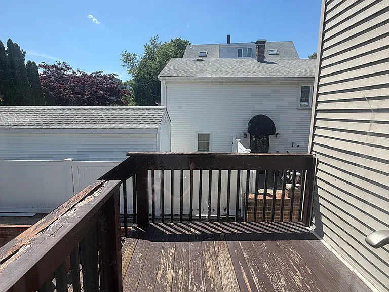 285 Crescent Ave #2 — Photo 31