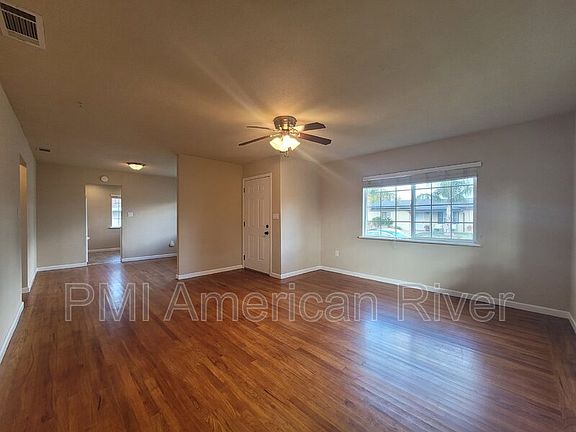 5th image of 4350 22nd St