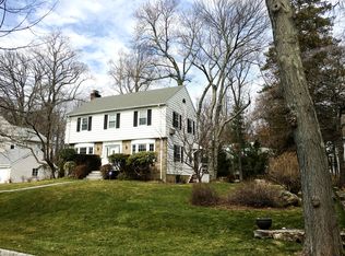 191 Bon Air Ave, New Rochelle, NY 10804