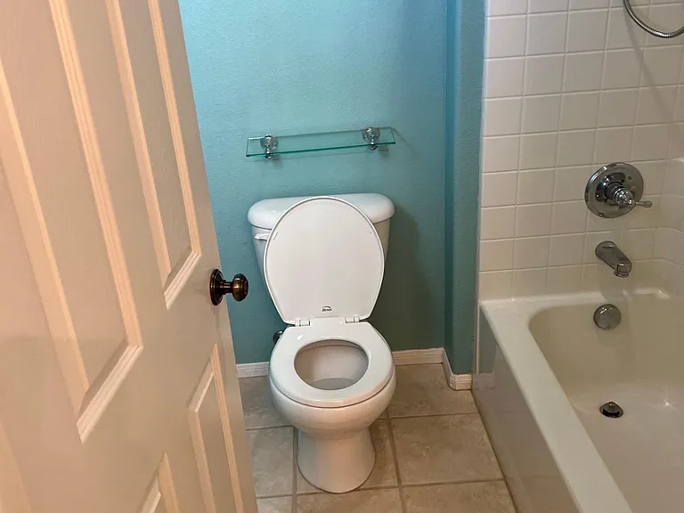 bedroom 3 bathroom