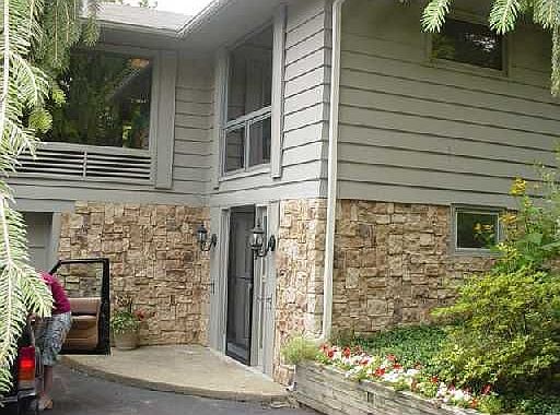 1st image of 16372 Chandler Blvd