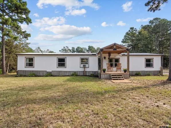 1735 An County Rd #100, Elkhart, TX 75839