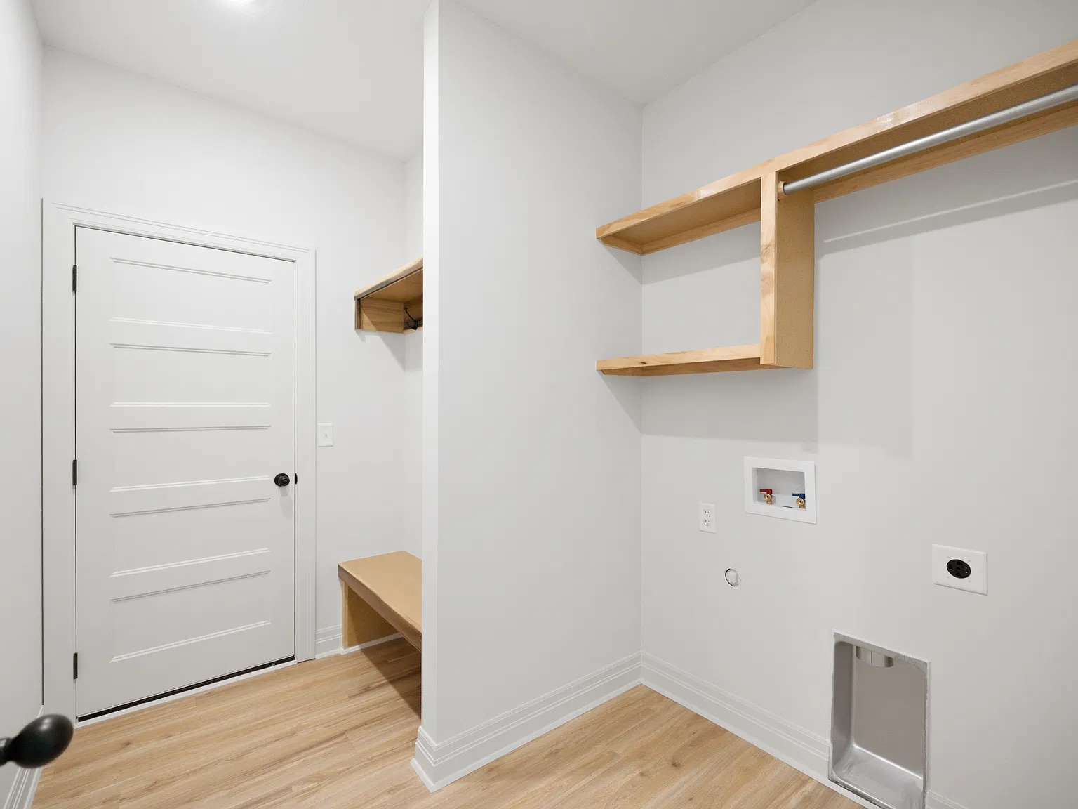1525 Garnet Lane - 1 — Photo 4