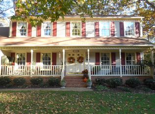 116 Stone Lake Ct, Yorktown, VA 23693