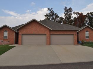 1308 Woodland Rdg #A, Monett, MO 65708