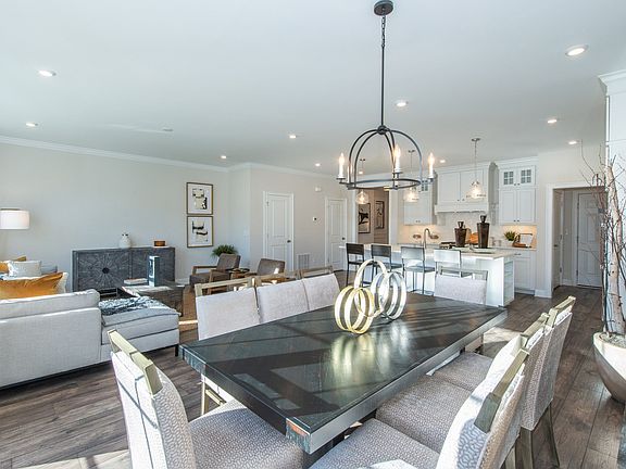 Open floorplan for entertaining
